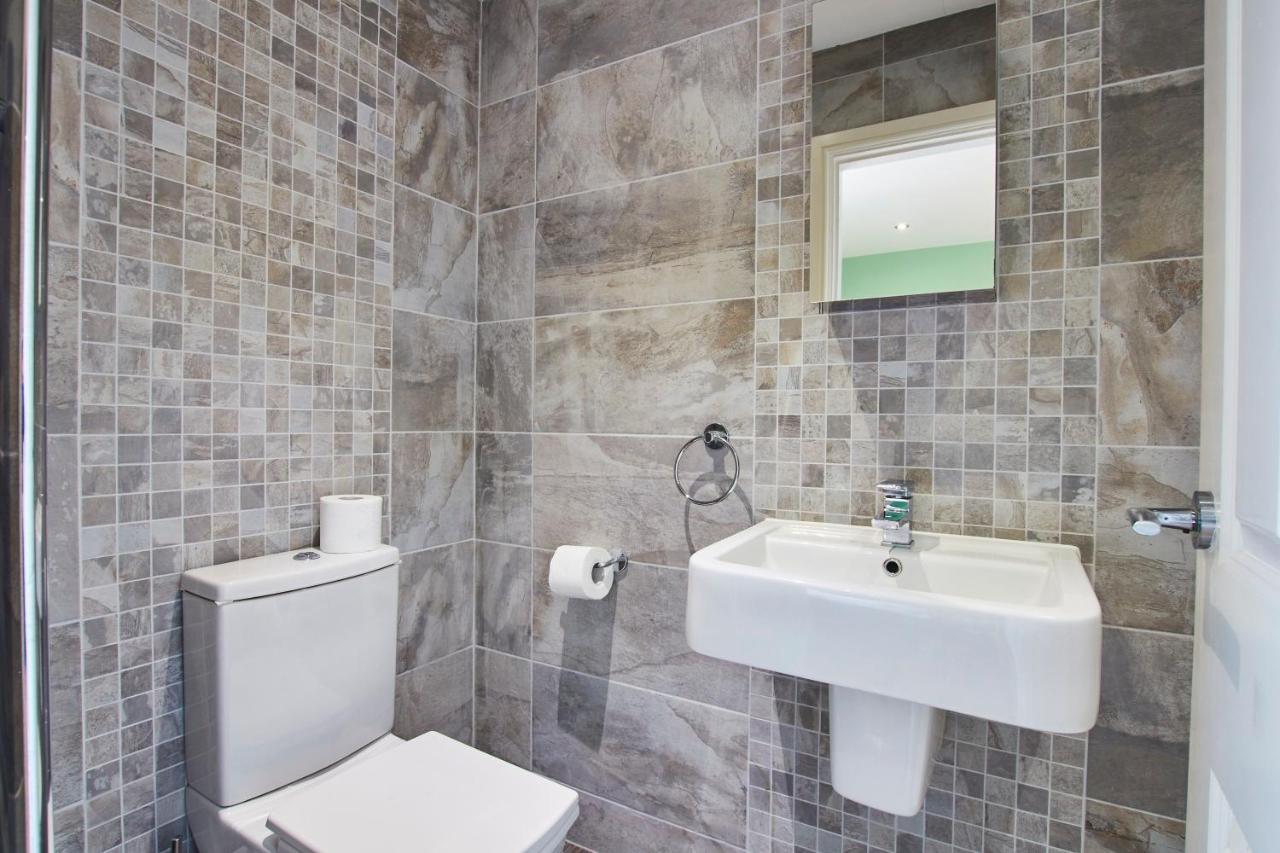 דירות לידס Stunning City Centre 3 Bed, 3 Bath - Sleeps 8! מראה חיצוני תמונה