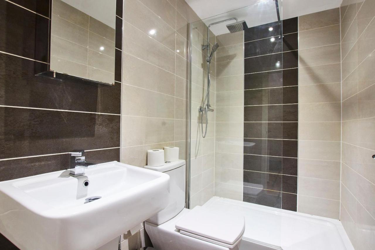 דירות לידס Stunning City Centre 3 Bed, 3 Bath - Sleeps 8! מראה חיצוני תמונה