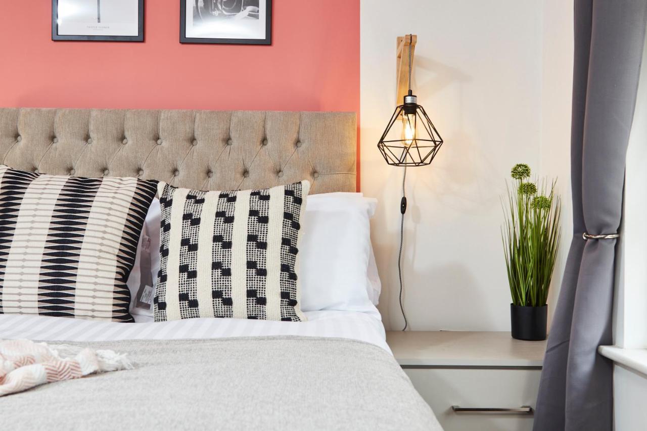דירות לידס Stunning City Centre 3 Bed, 3 Bath - Sleeps 8! מראה חיצוני תמונה