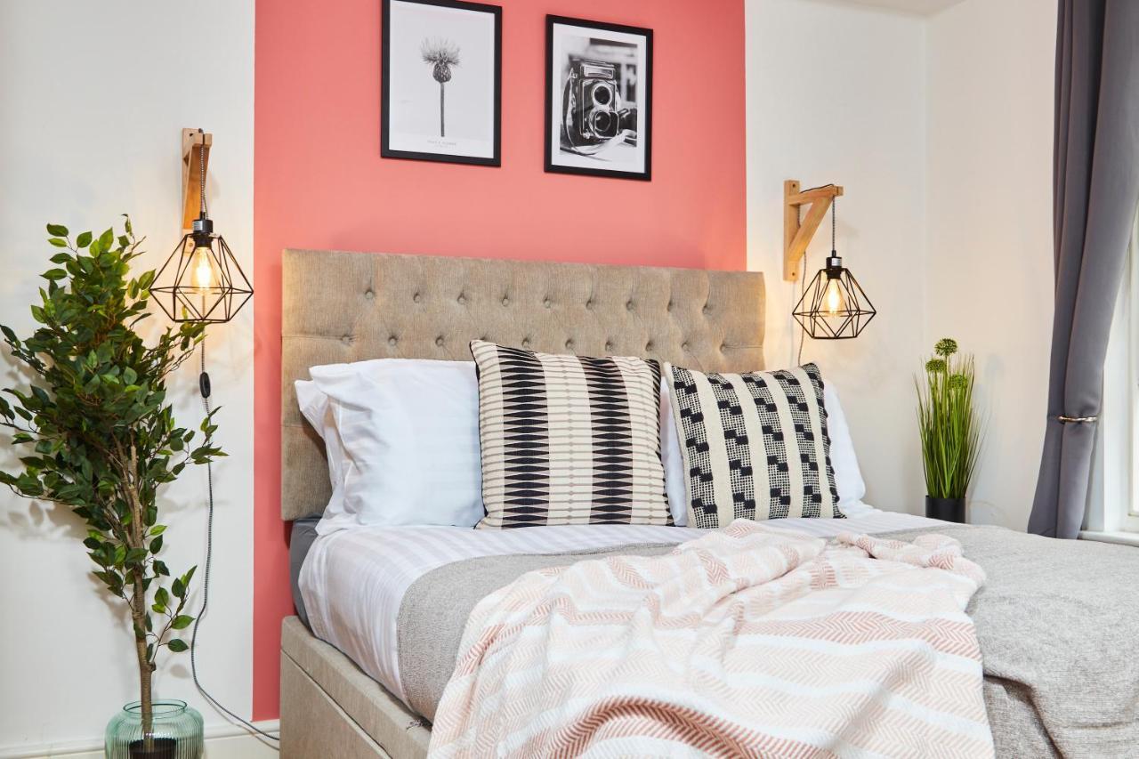 דירות לידס Stunning City Centre 3 Bed, 3 Bath - Sleeps 8! מראה חיצוני תמונה